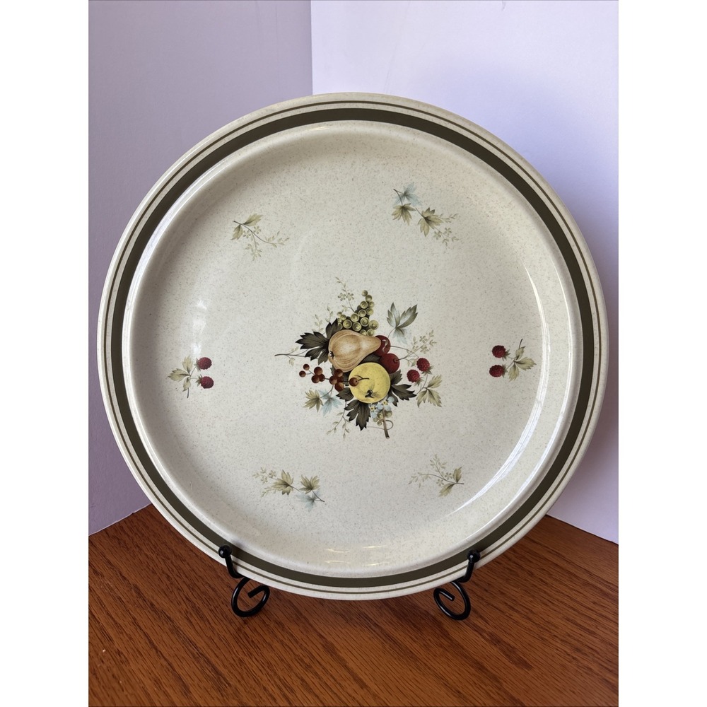 Royal Doulton Lambethware Cornwall LS1015 England 10.5" Dinner Plate Vintage '75